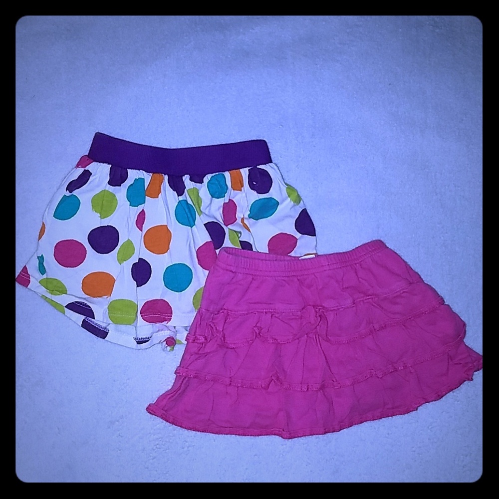 Girls set of 2 skorts sz 3T